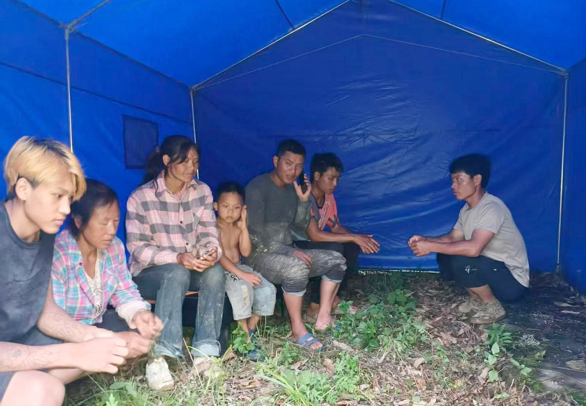 顾建平:“宁可听骂声,决不听哭声”丨身边的“泥人组长”⑳