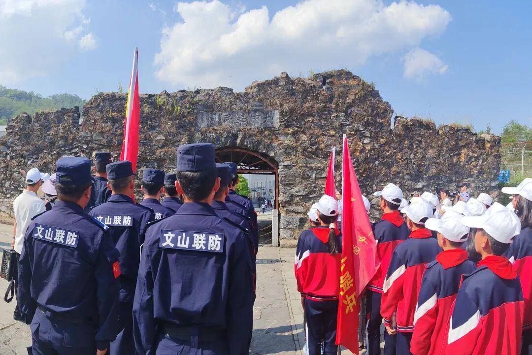 师者如光 微以致远|项梅:用好国门课堂,让边疆学子向阳成长