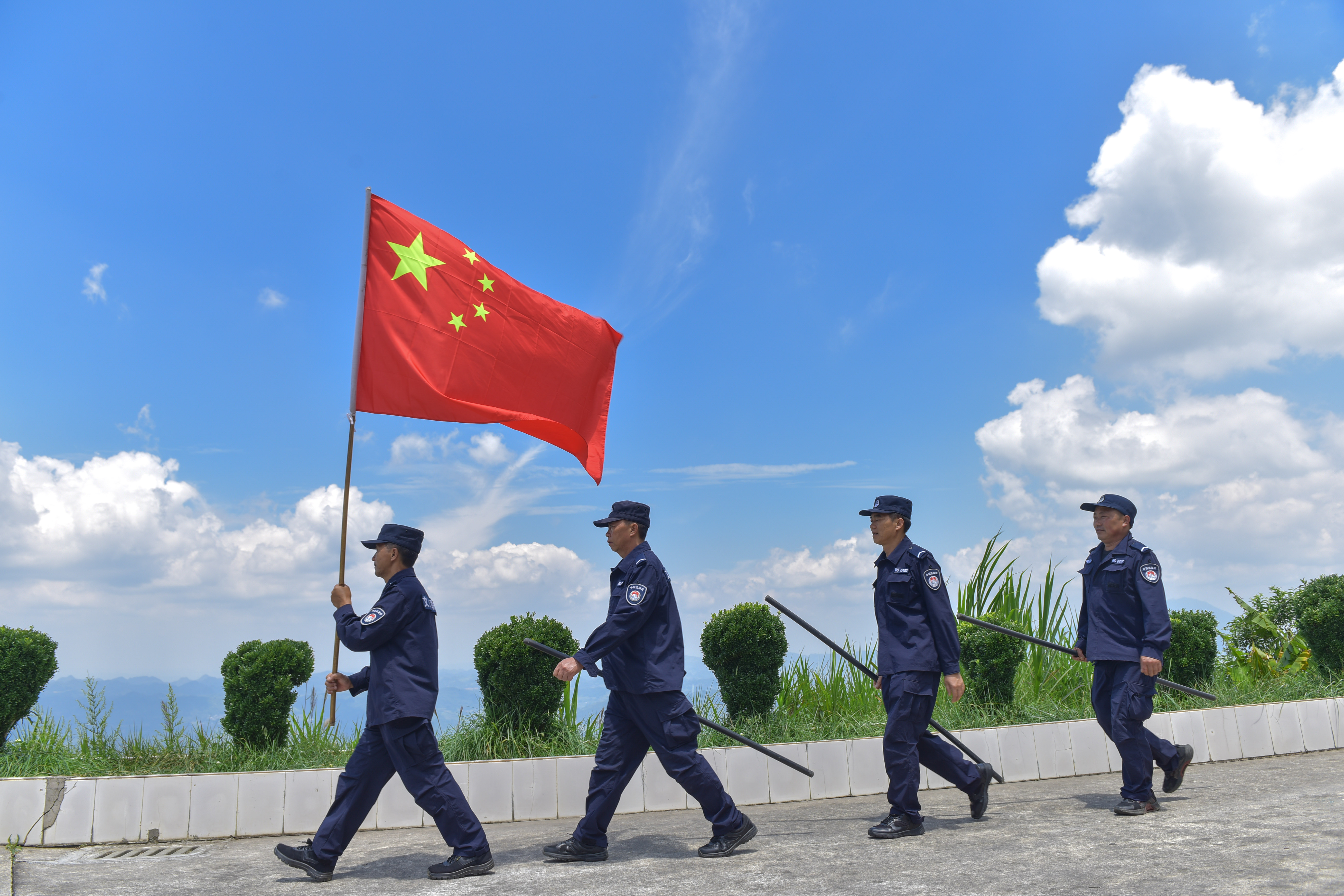 文山故事丨熊光斌:一位中国好人的巡边路