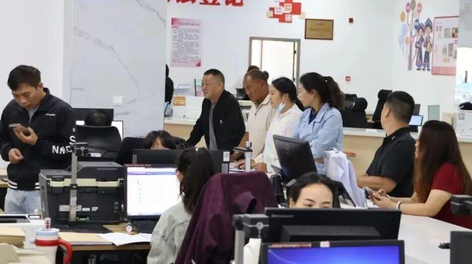 砚山首例居住权登记办结 法治护航群众“安居梦”