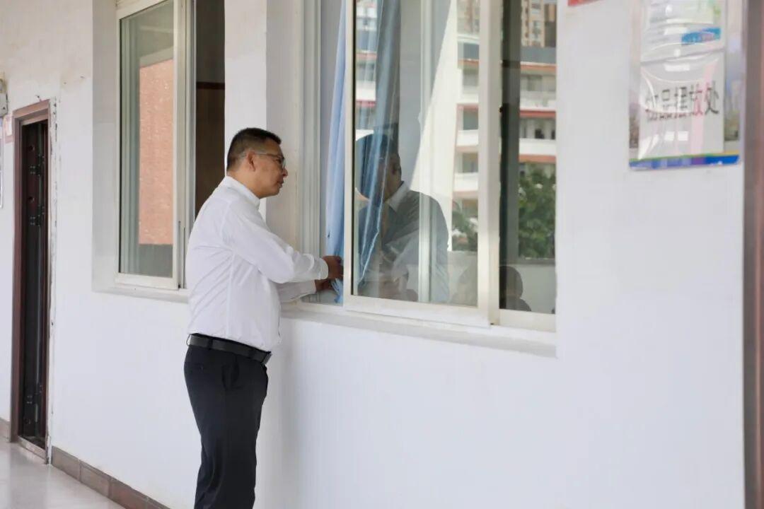 师者如光 微以致远|金成跃:首先我是一个老师,其次才是校长