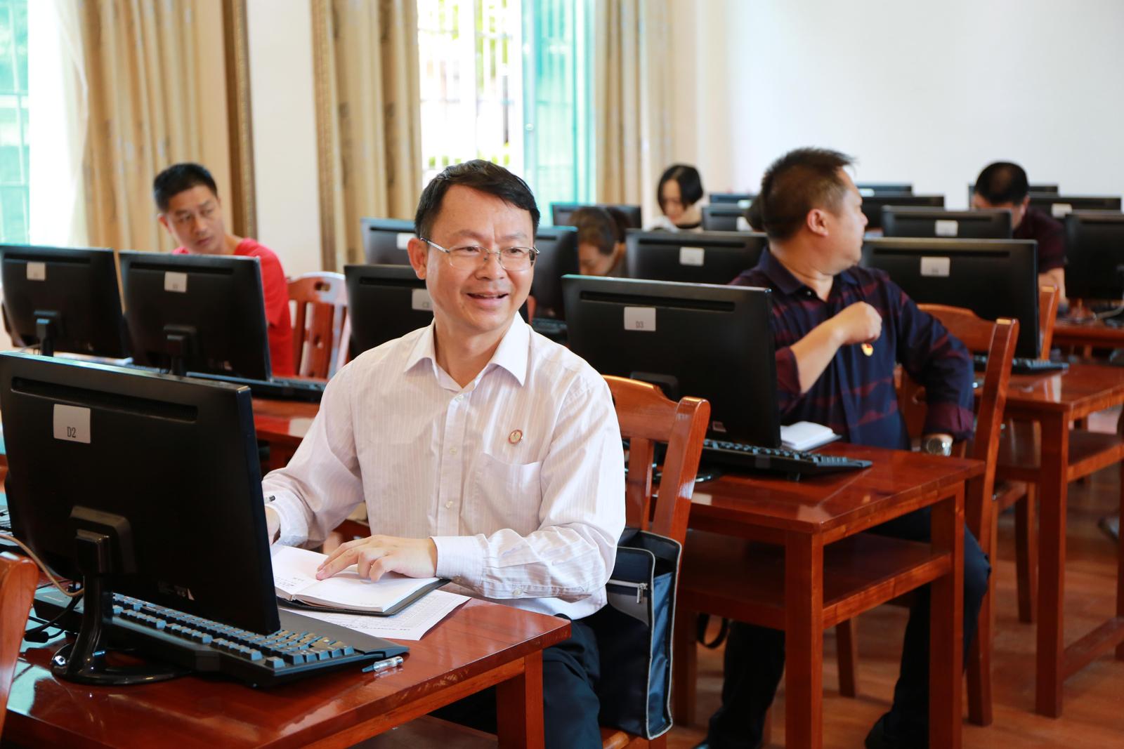师者如光 微以致远|刘永兴:以“和乐教育”润泽边疆